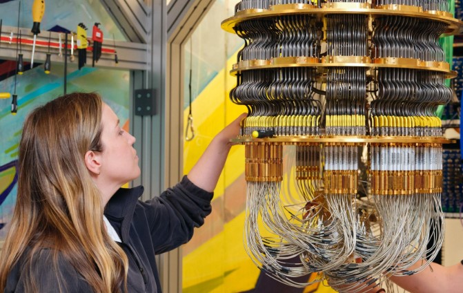 Cara Mengakses Komputer Kuantum Ibm Dan Google Melalui Layanan Cloud Gerbang Menuju Revolusi Kuantum