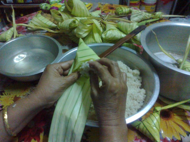 Menguak Makna Mendalam Filosofi Di Balik Hidangan Ketupat Saat Hari Raya